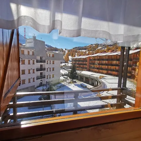 Hostdomus - Oslo Appartamento Borgata Sestriere